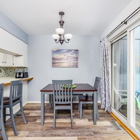 Villa Carriage House At Ashley Anchorage Esterno foto