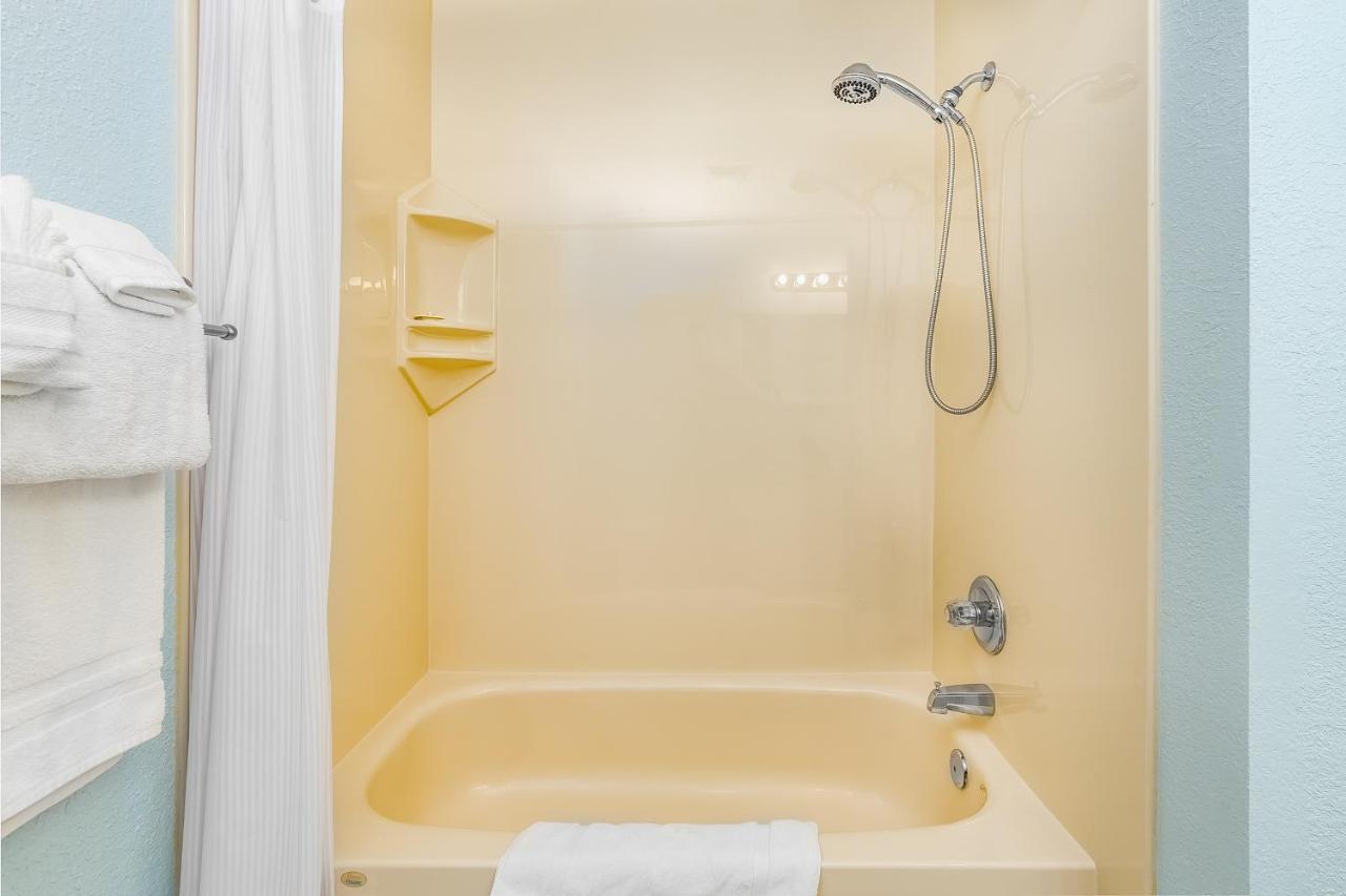 Villa Carriage House At Ashley Anchorage Esterno foto
